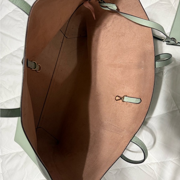 Kate spade large tote. Like new condition. Seawater green. - Picture 3 of 4